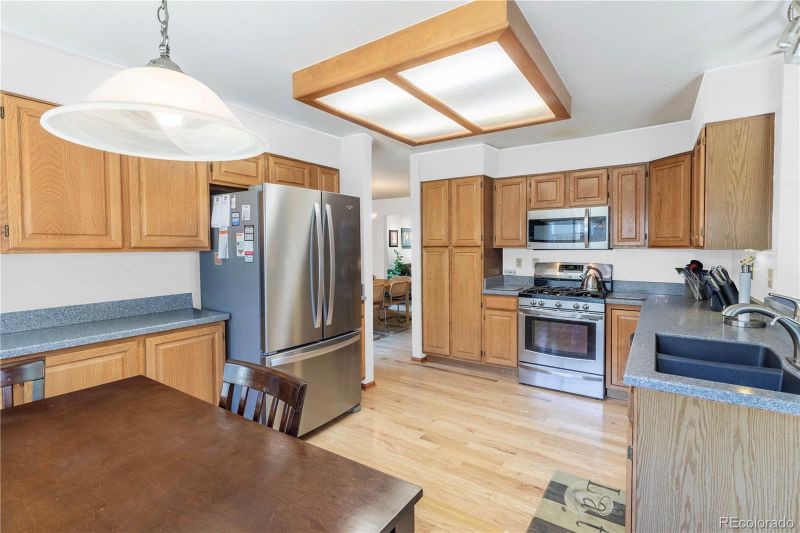 9786 Foxhill Cir, Highlands Ranch, CO 80129
