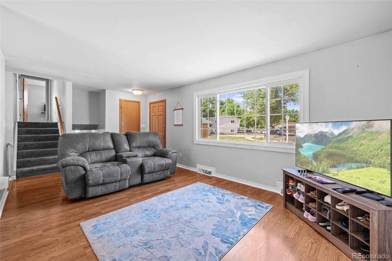 6843 Queen St, Arvada, CO 80004