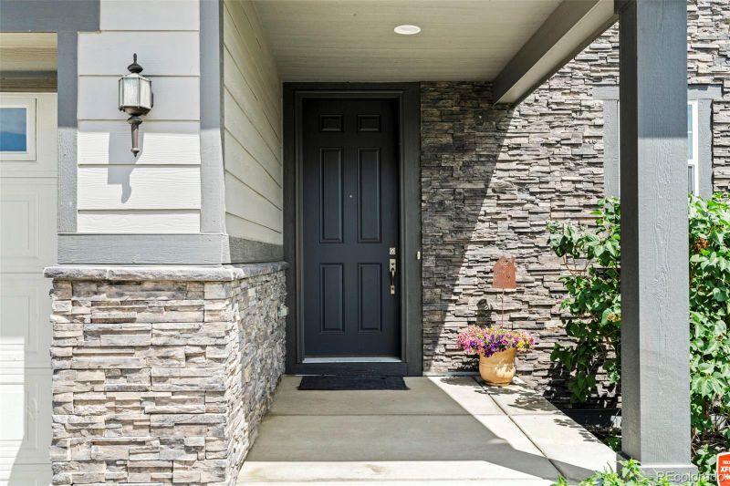 9630 Clermont Ln, Thornton, CO 80229