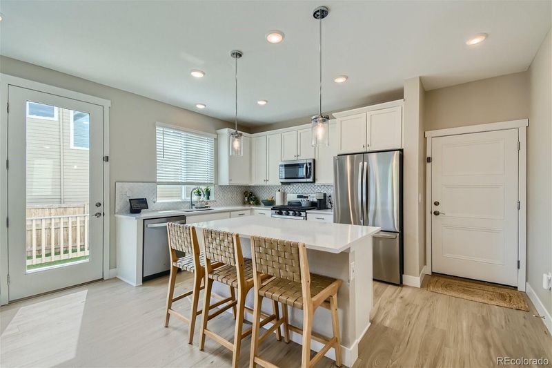 9995 E 63rd Ave, Denver, CO 80238