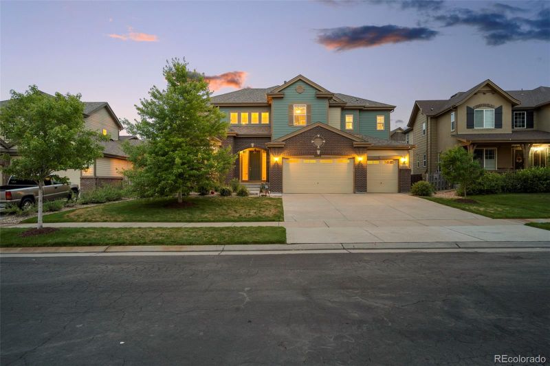 26448 E Walker Dr, Aurora, CO 80016