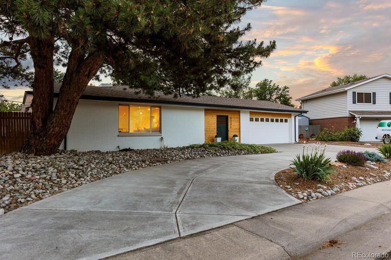 3231 Vivian Dr, Wheat Ridge, CO 80033