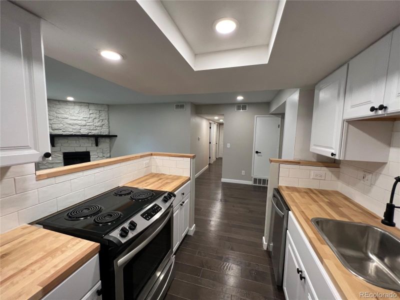 13363 E Asbury Dr #101, Aurora, CO 80014