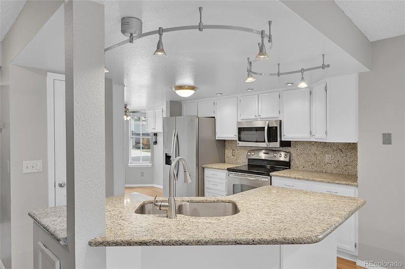 7814 Jared Way, Littleton, CO 80125