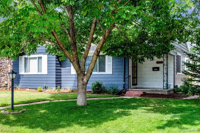 1610 S Cook St, Denver, CO 80210