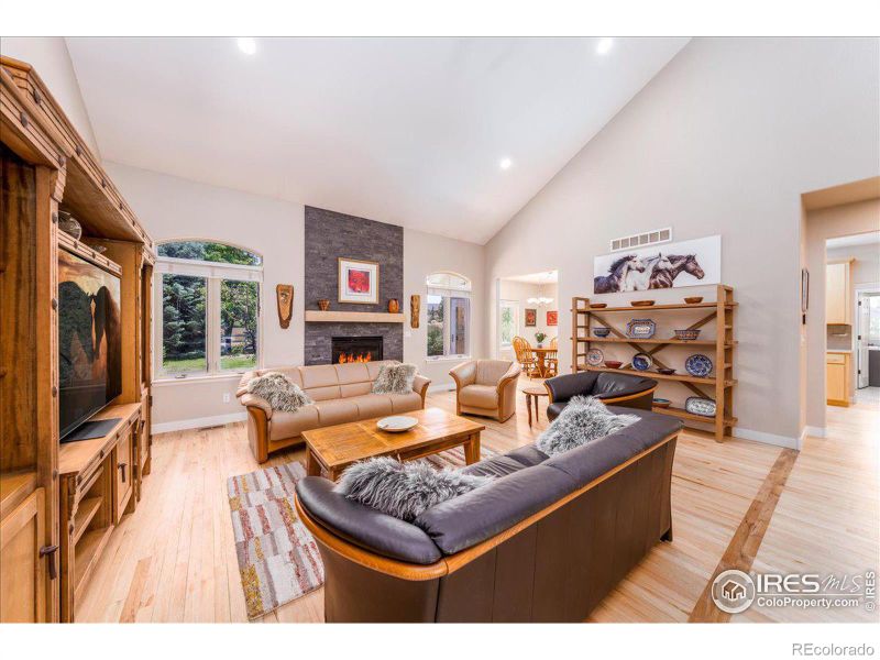 921 Clydesdale Ln, Windsor, CO 80550