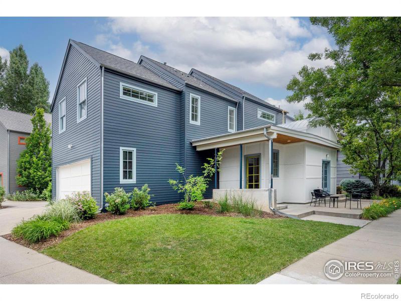 1012 Neon Forest Cir, Longmont, CO 80504
