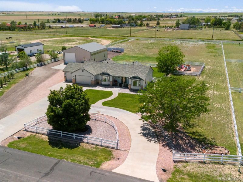 855 Cherokee St, Strasburg, CO 80136