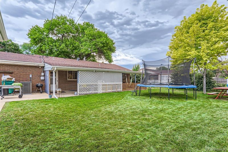 8451 Dawson Dr, Denver, CO 80229