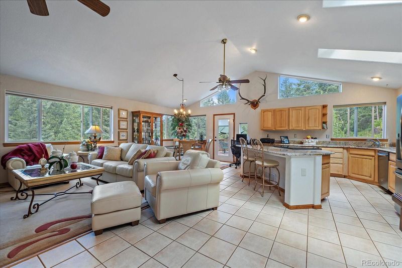 17492 N Canyon Rd, Littleton, CO 80127