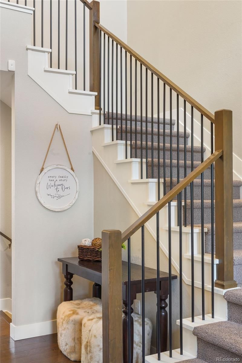 16387 Pikes Peak Dr, Broomfield, CO 80023