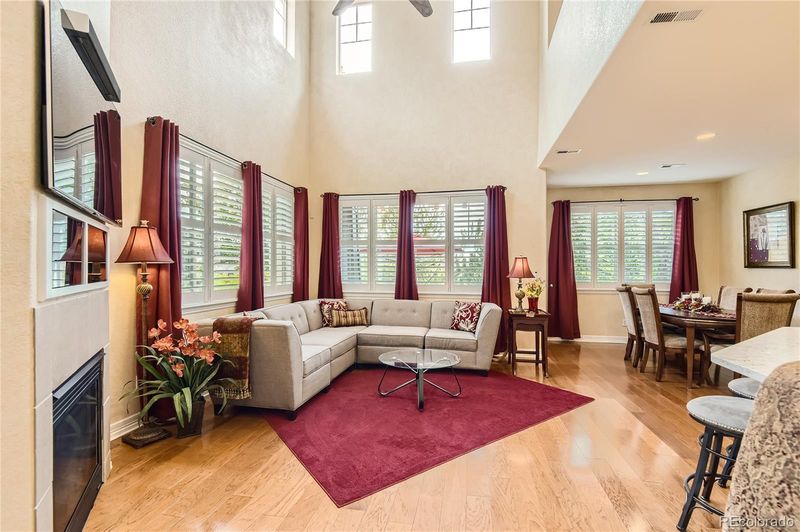 10158 Bluffmont Ln, Lone Tree, CO 80124