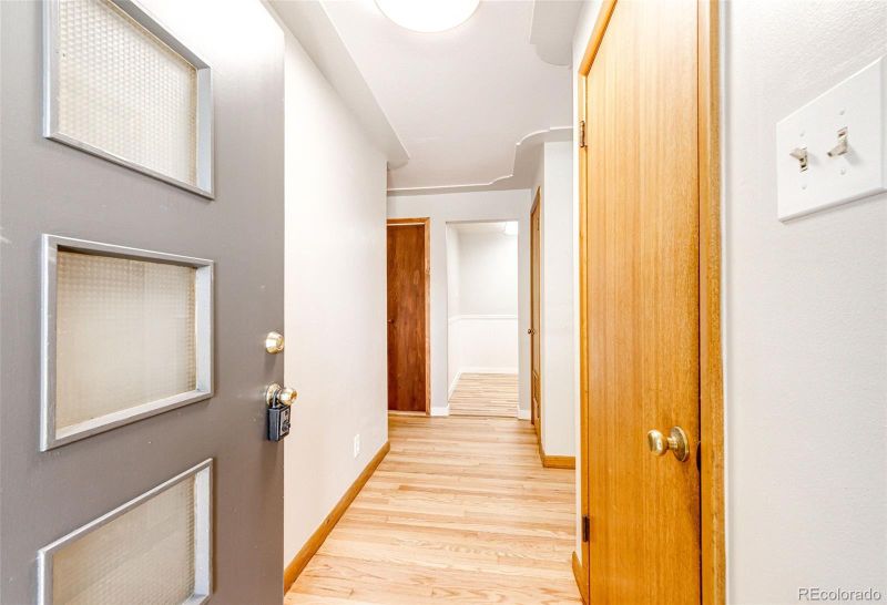 407 S Lamar Ct, Lakewood, CO 80226
