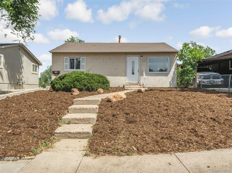 720 E Costilla St, Colorado Springs, CO 80903