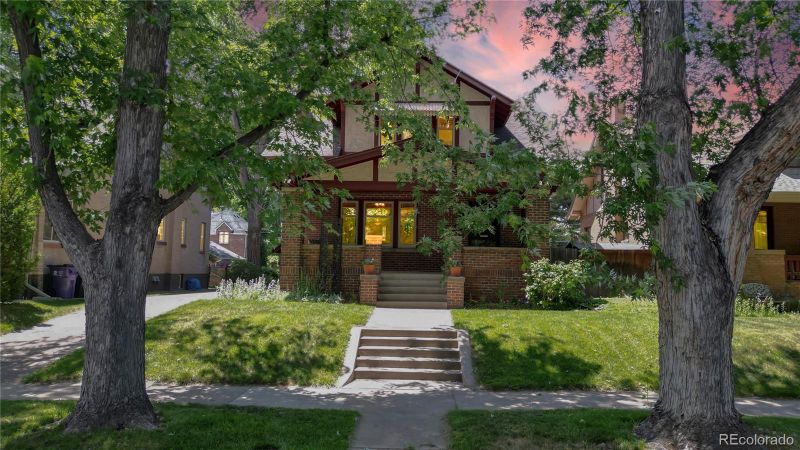 2269 Bellaire St, Denver, CO 80207