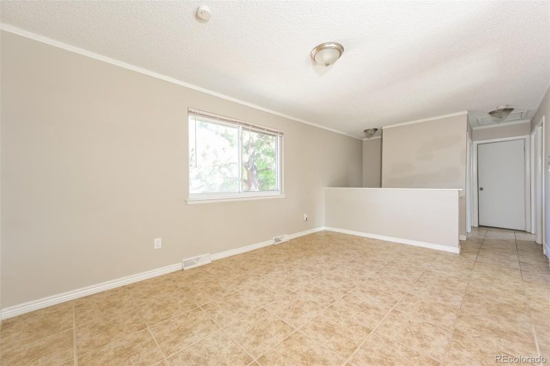 750 Laredo St, Aurora, CO 80011