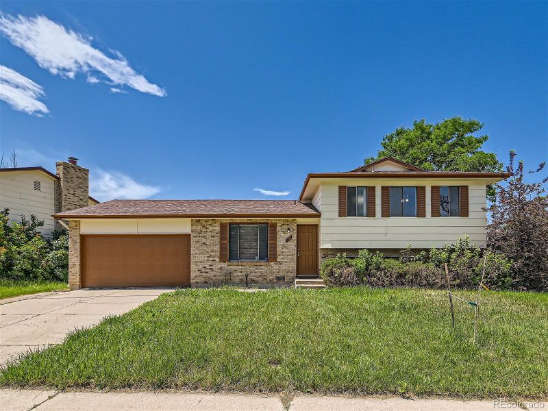 905 S Ventura Ct, Aurora, CO 80017