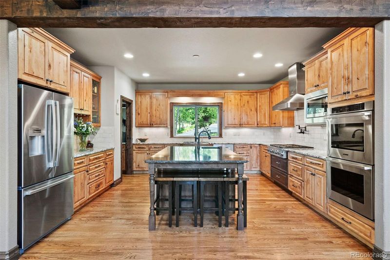 525 Pembrook Dr, Woodland Park, CO 80863