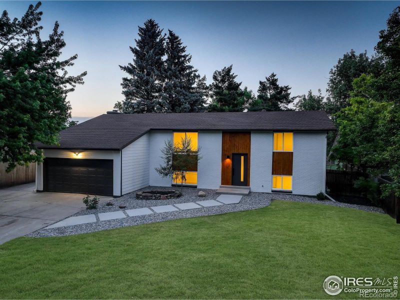 8372 Everett Way, Arvada, CO 80005