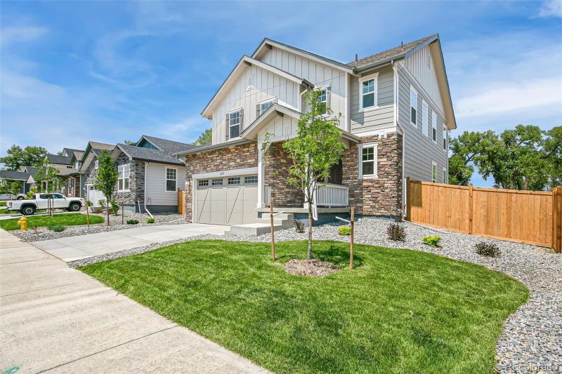 6025 E 154th Pl, Thornton, CO 80602