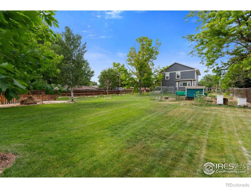 1410 Cinnamon St, Longmont, CO 80501