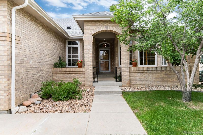 7 Birmingham Ct, Highlands Ranch, CO 80130