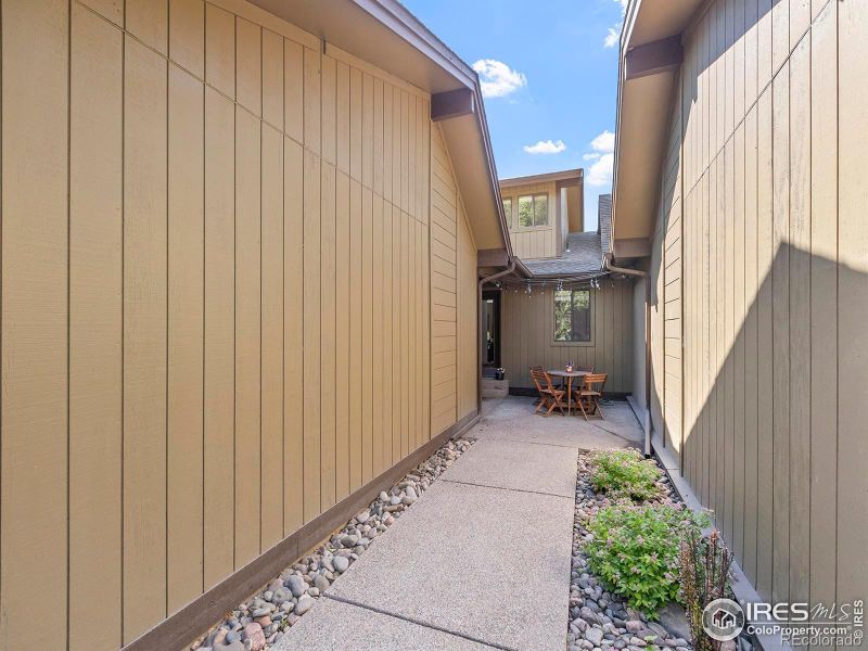 1906 Waters Edge St #E, Fort Collins, CO 80526
