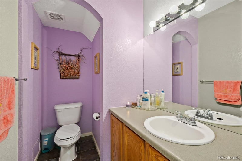 20478 E Radcliff Ave, Centennial, CO 80015