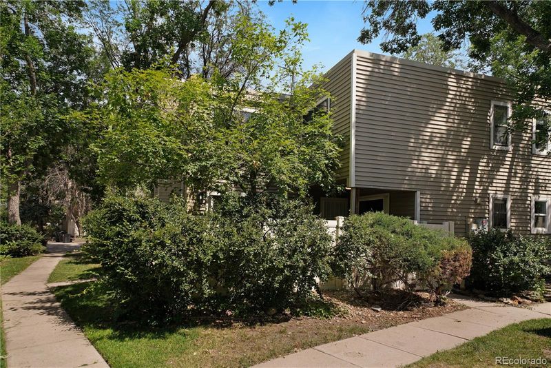 9646 E Kansas Cir #21, Denver, CO 80247