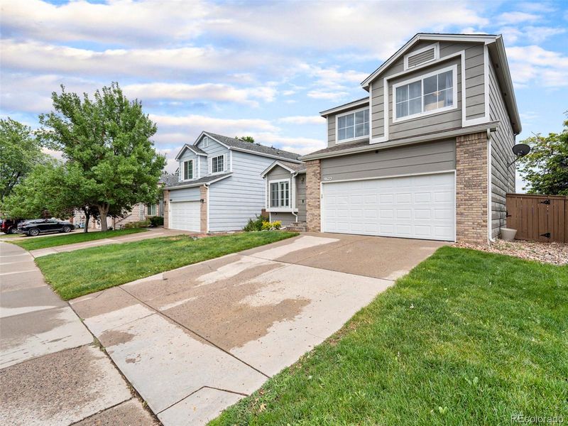 9672 Castle Ridge Cir, Highlands Ranch, CO 80129