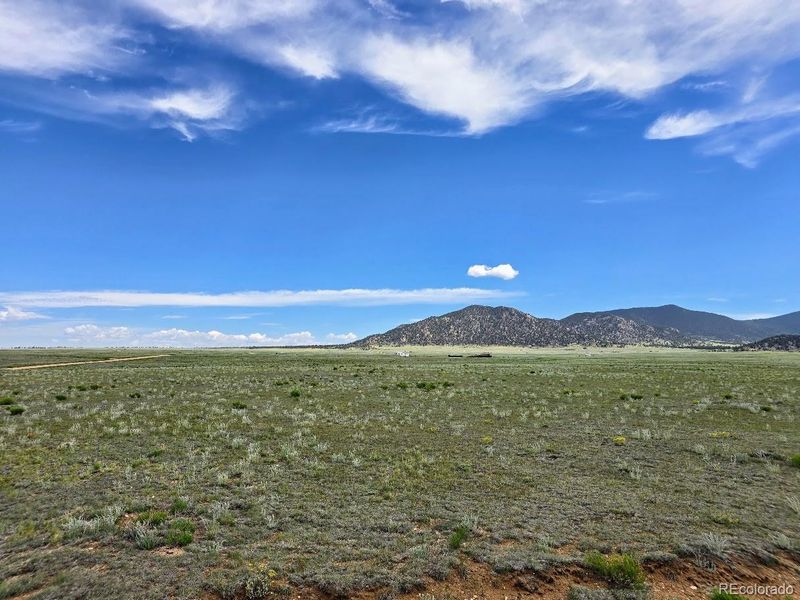 8127 Larimer Rd, Hartsel, CO 80449