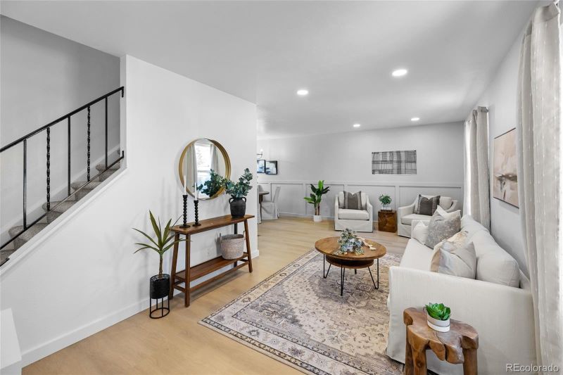 9243 W 100th Cir, Westminster, CO 80021