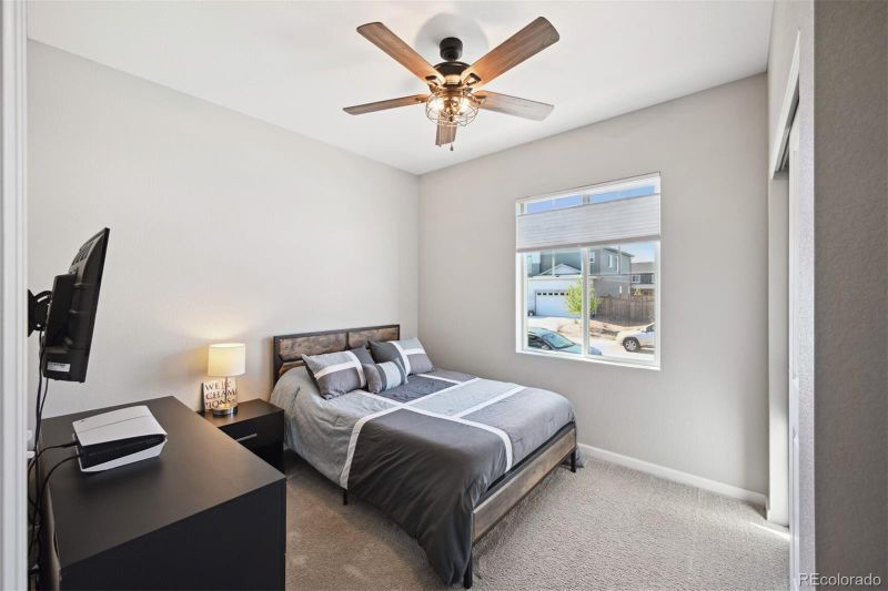 6805 E 119th Pl, Thornton, CO 80233