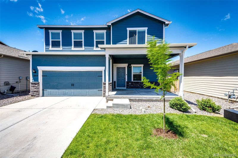 323 Maple St, Bennett, CO 80102