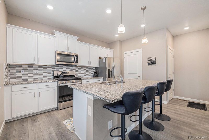 4665 Trails Edge Ln, Castle Rock, CO 80104
