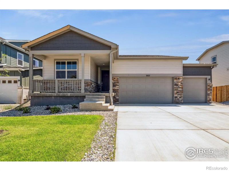 883 Columbia St, Johnstown, CO 80534