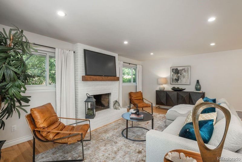 6057 S Westview St, Littleton, CO 80120