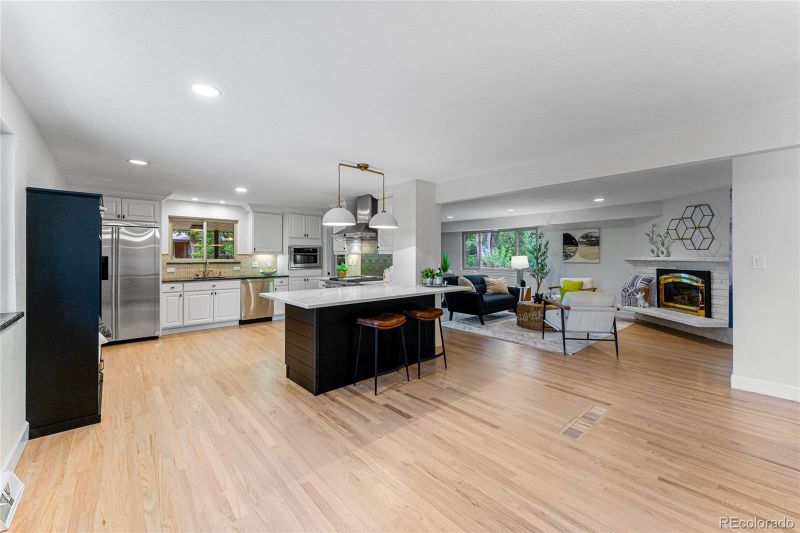 2683 S Krameria St, Denver, CO 80222