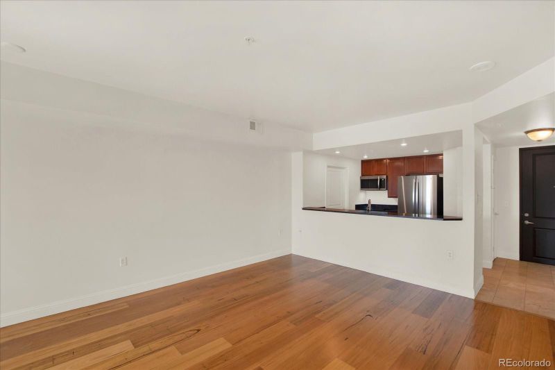 975 N Lincoln St #10H, Denver, CO 80203