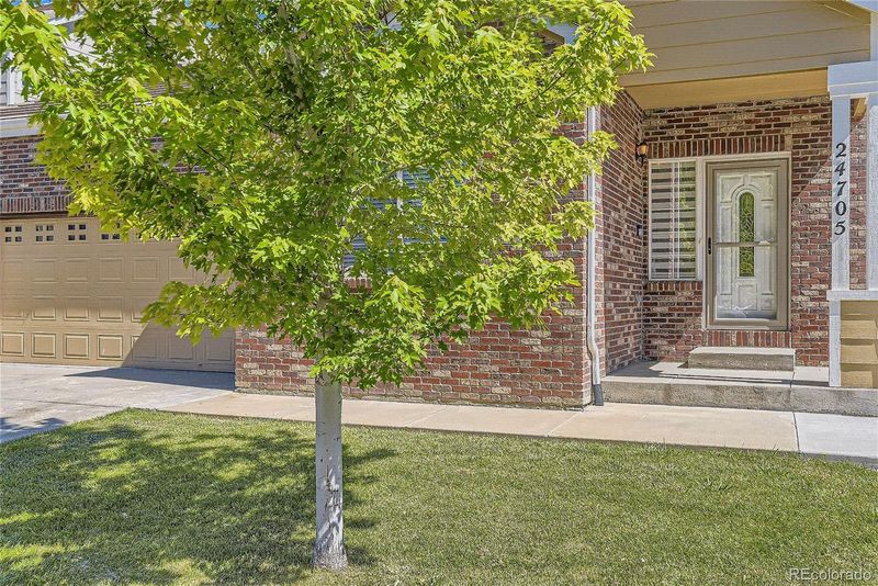 24705 E Arizona Pl, Aurora, CO 80018