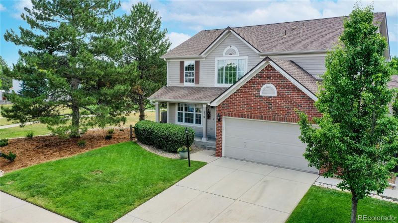 270 N Cherrywood Dr, Lafayette, CO 80026
