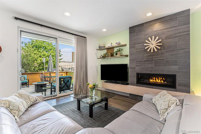 848 Fairfax St, Denver, CO 80220