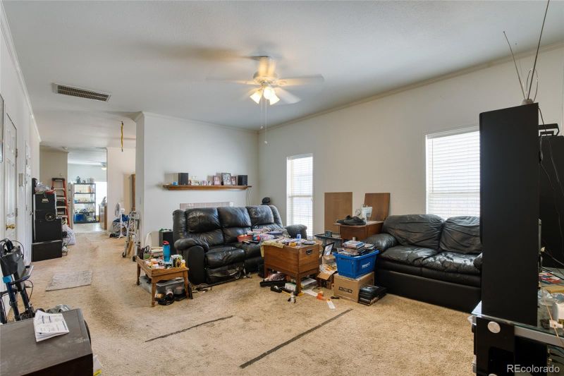 1530 Argonne St, Aurora, CO 80011