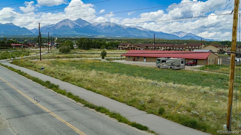 110 Halleys Ave, Salida, CO 81201