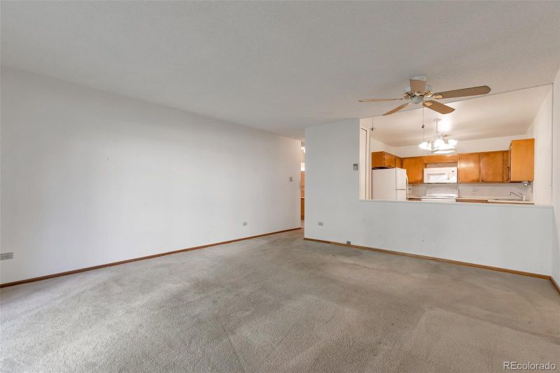 710 S Clinton St #10A, Denver, CO 80247