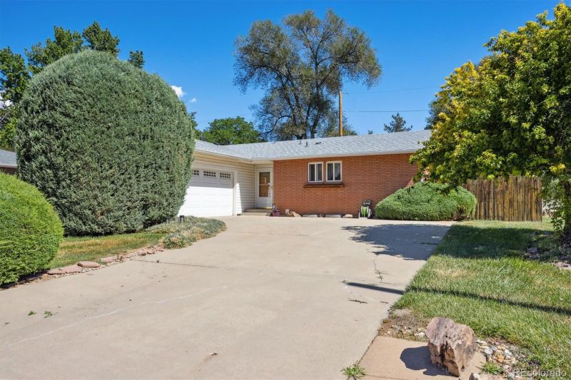 4405 W 61st Pl, Arvada, CO 80003