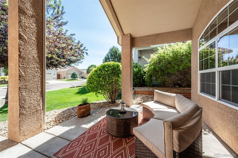 5014 Almondcrest Dr, Pueblo, CO 81005