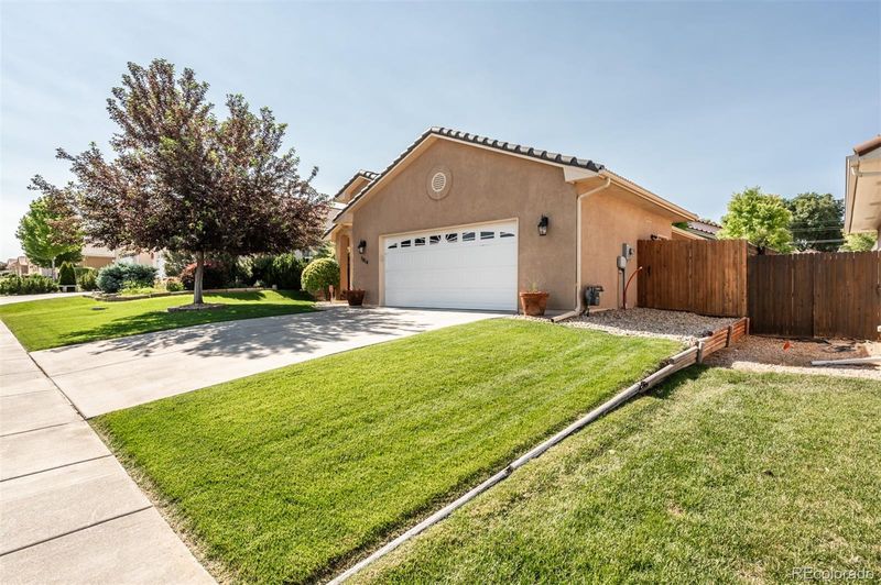 5014 Almondcrest Dr, Pueblo, CO 81005
