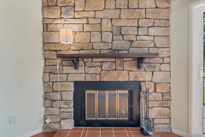 1543 Main St #2, Strasburg, CO 80136