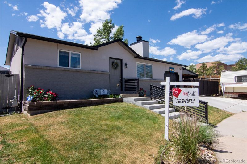 9936 W Walker Pl, Littleton, CO 80123